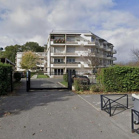 Splendide Appart' Pres De Disney Montévrain Exterior photo